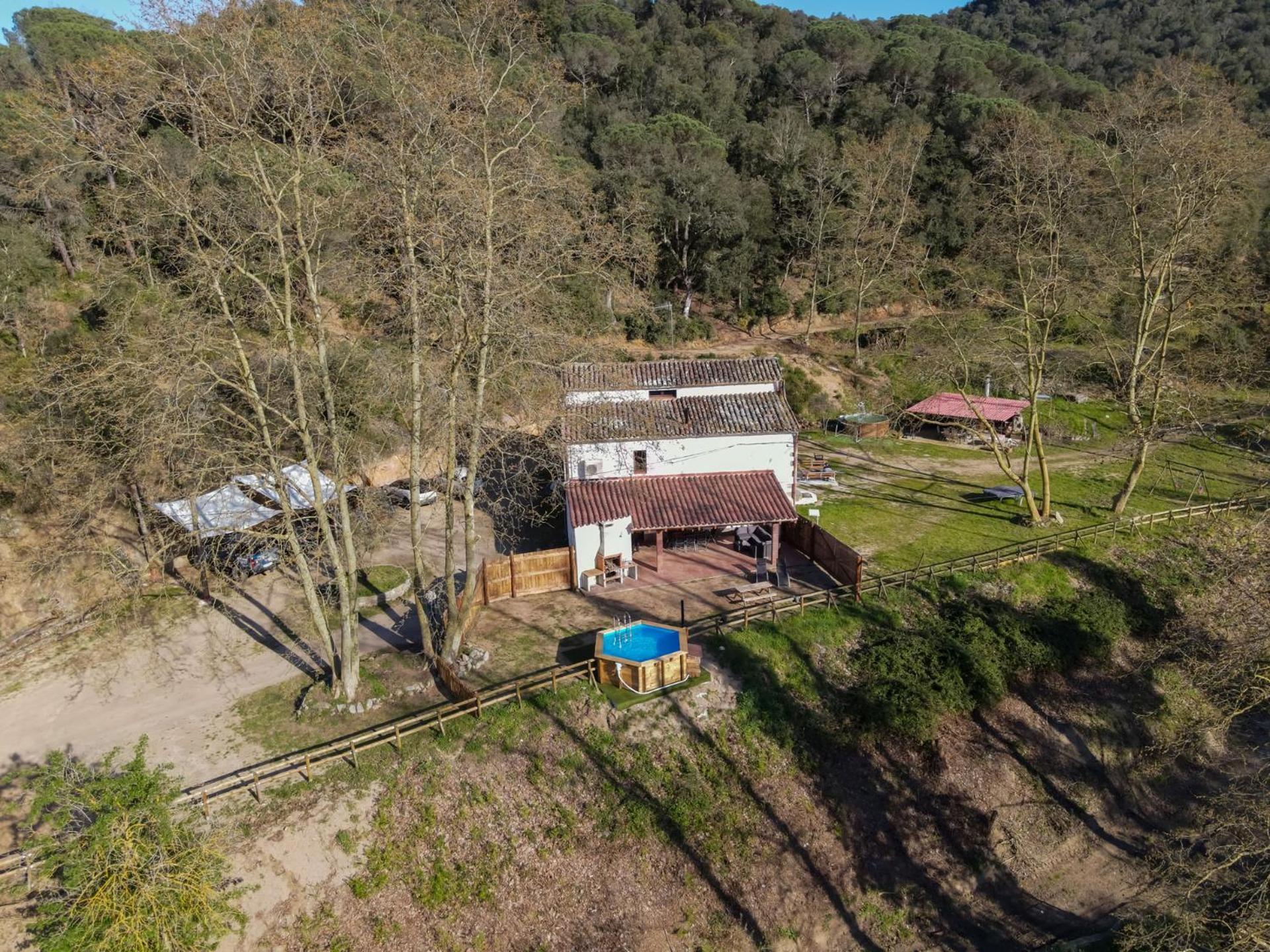 Casa Rural Can Ricos - El Mirador Del Montseny Vallgorguina Exterior photo